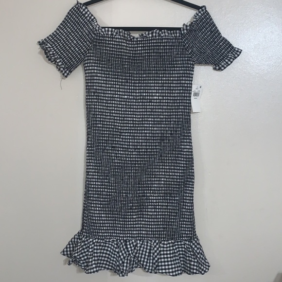 WAYF Scafiti Gingham Dress - Picture 3 of 8